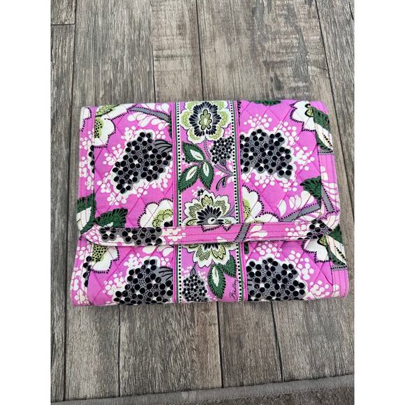 Vera Bradley Kid's Pink Diaper Flap Adjustable Strap Priscilla Messenger Bag - Picture 1 of 7